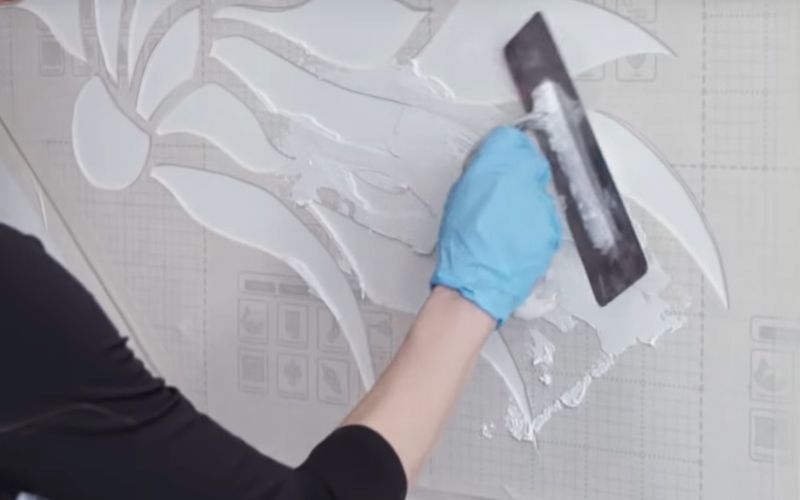 Барельеф на стене своими руками: два варианта исполнения + пошаговая инструкция