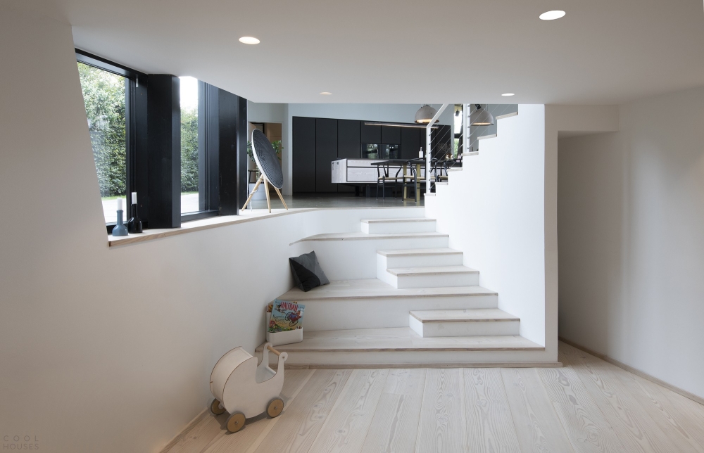 Дом Бумеранг с уникальным архитектурным дизайном