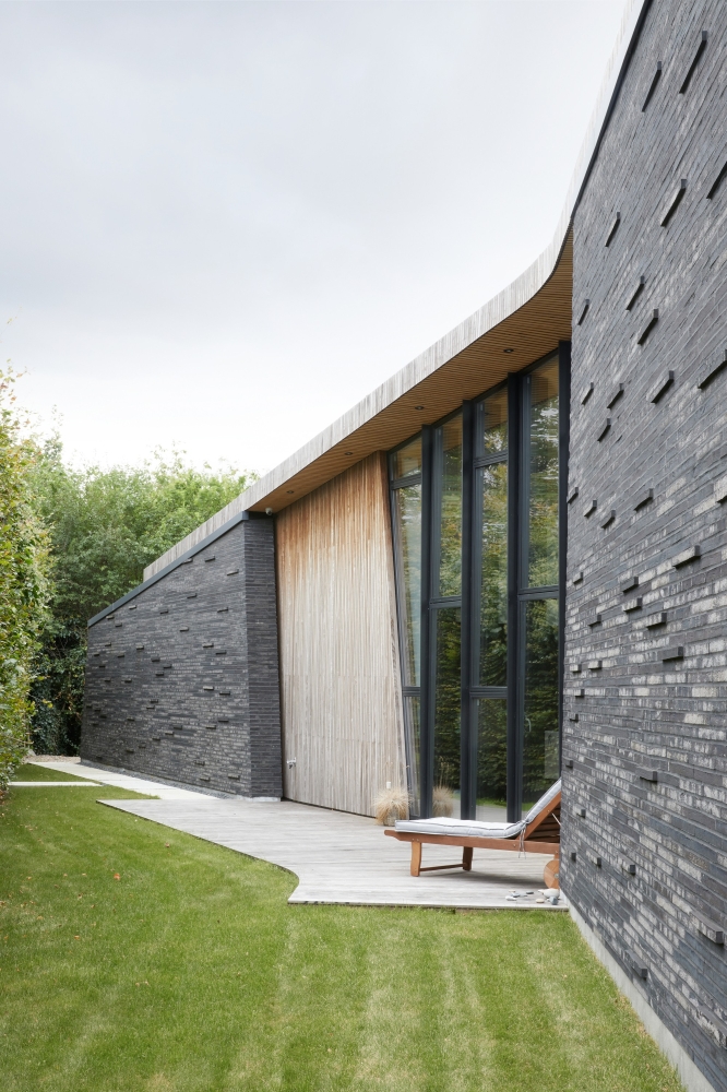 Дом Бумеранг с уникальным архитектурным дизайном