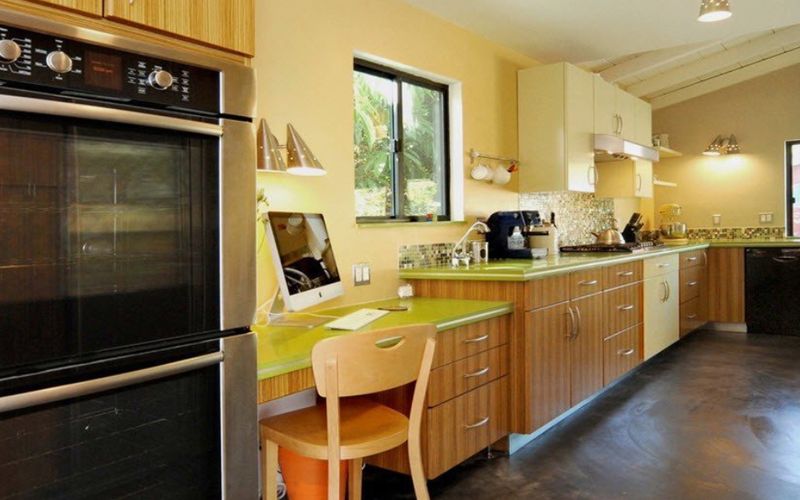 Где на кухне разместить компьютер — выбираем место для работы (+25 фото)