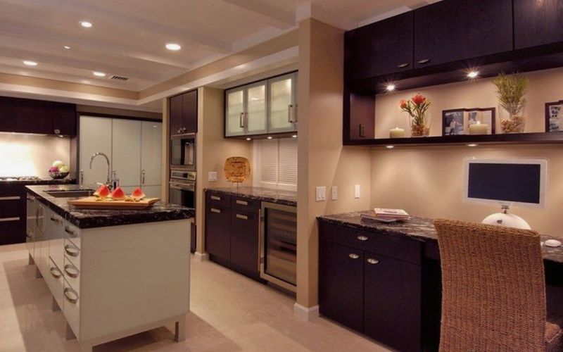 Где на кухне разместить компьютер — выбираем место для работы (+25 фото)