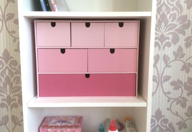 Как сделать стильный мини-комод для мелочей, перекрасив очередной предмет от ИКЕА?