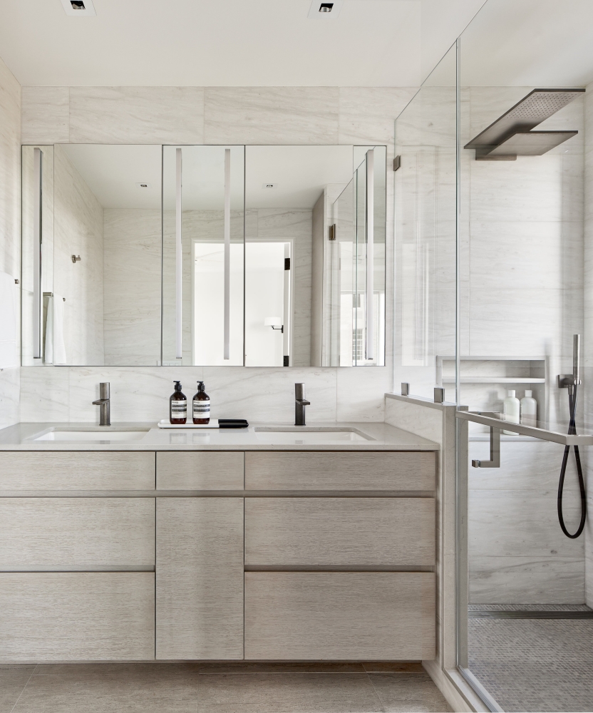  Как создать интерьер ванной комнаты, который легко убирать 