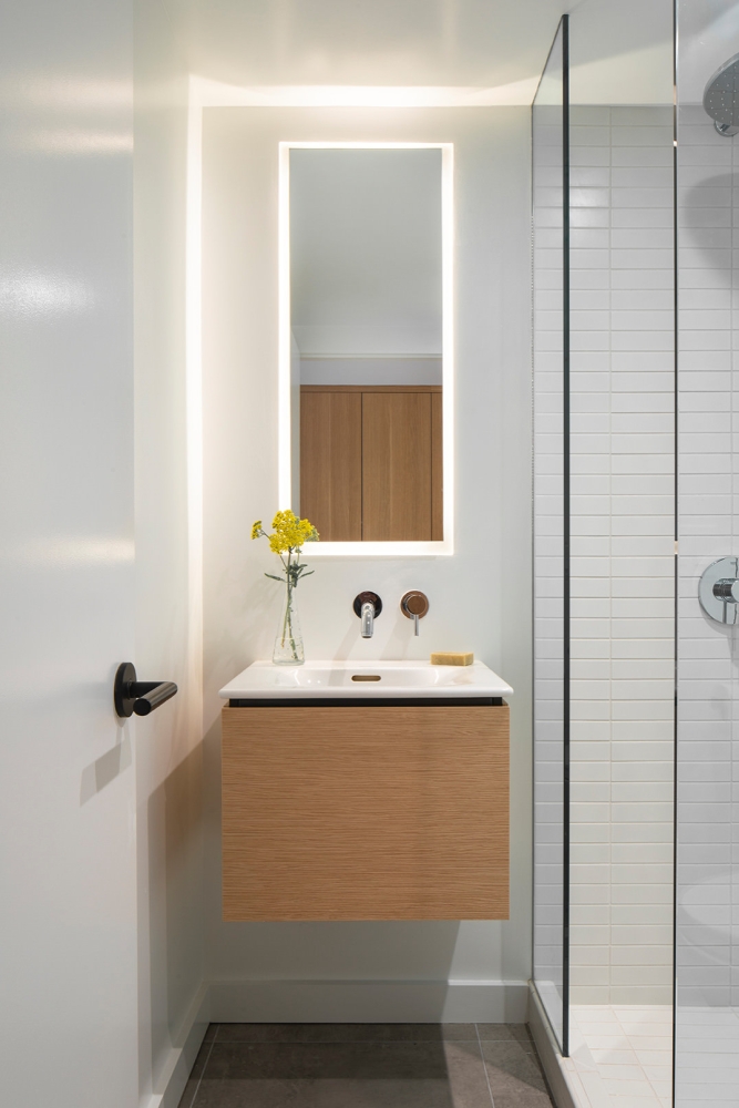  Как создать интерьер ванной комнаты, который легко убирать 