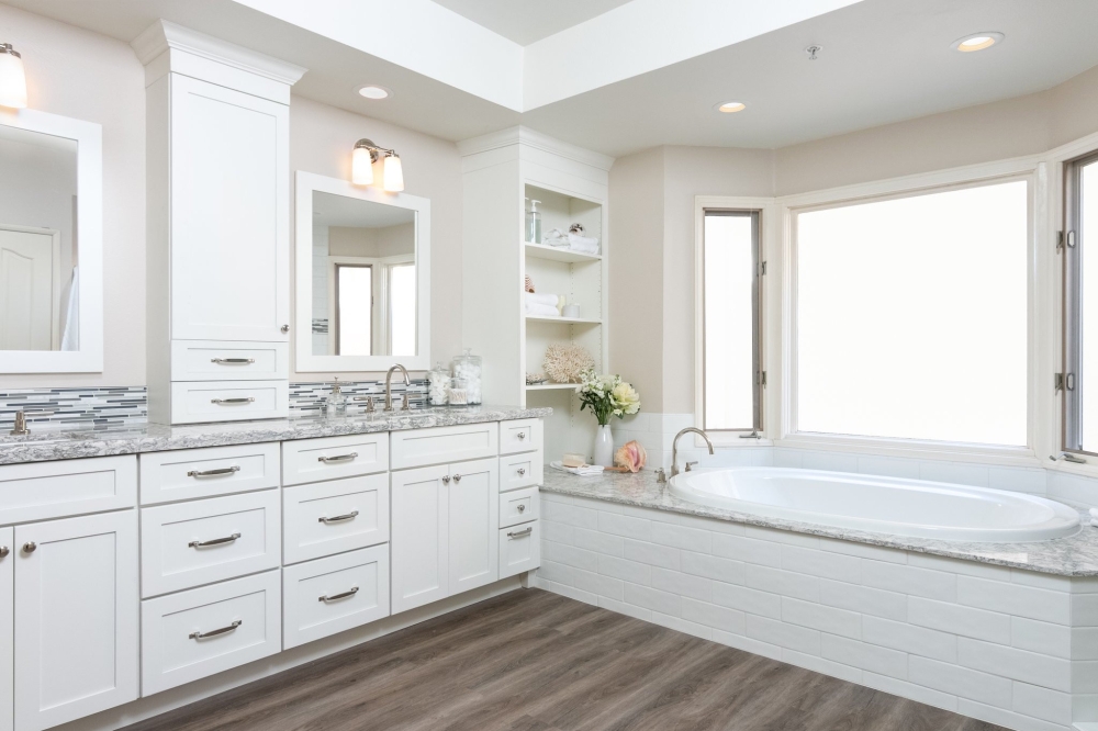  Как создать интерьер ванной комнаты, который легко убирать 