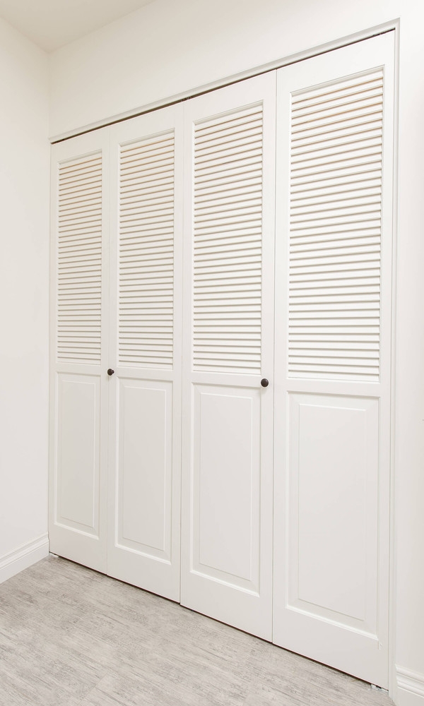  Как спрятать стиральную машину: 17 идей для кухни, ванной, спальни и постирочной 