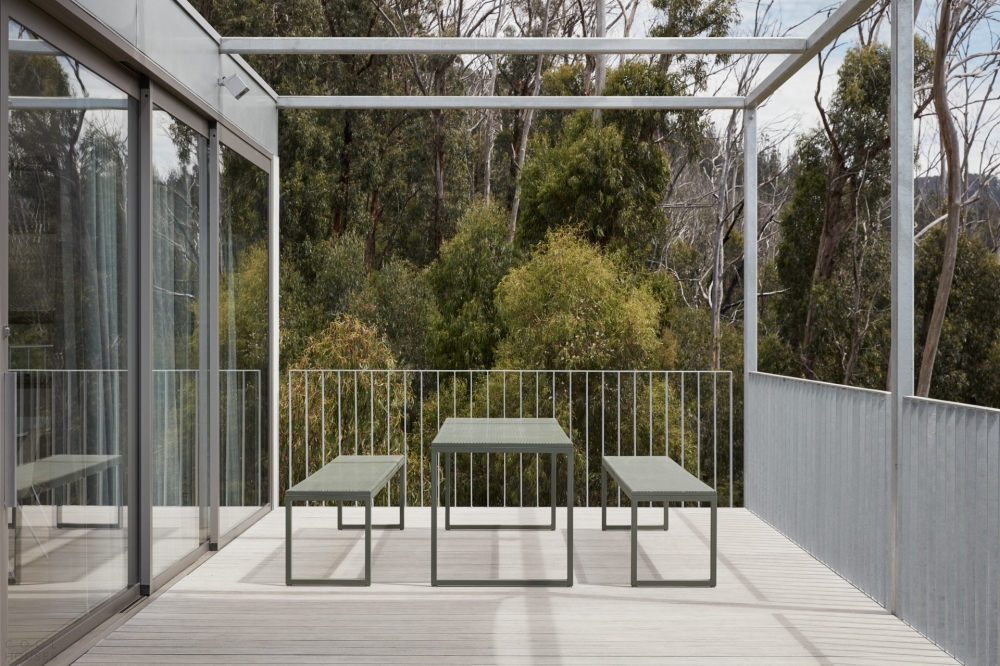 Минималистичный дом, сочетающий брутальность и эстетическую чувственность