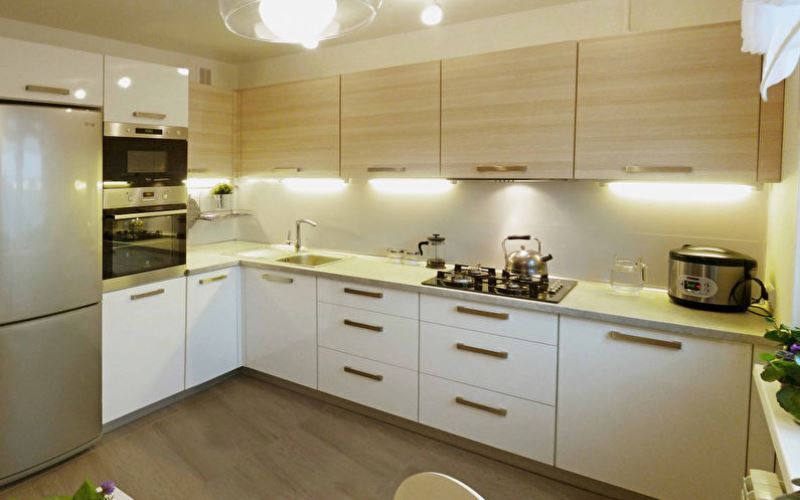 Планировка и дизайн угловой кухни — как удобно разместить мебель и технику (+50 фото)